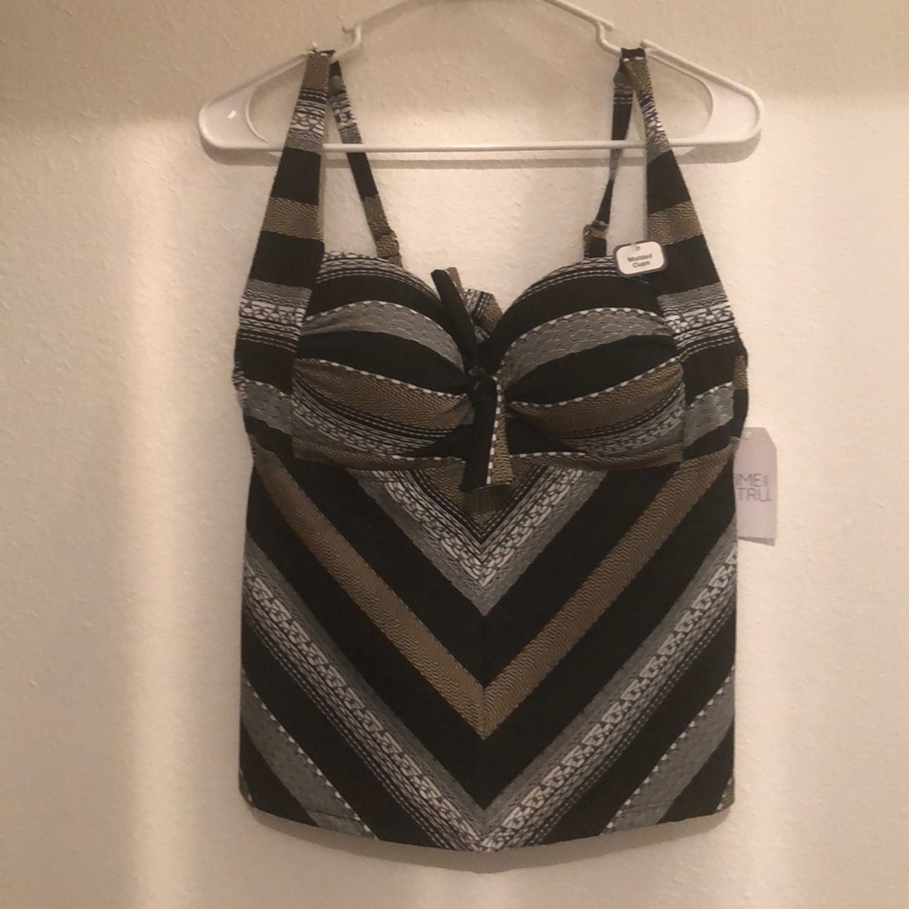 NWT Black Beige white lg
